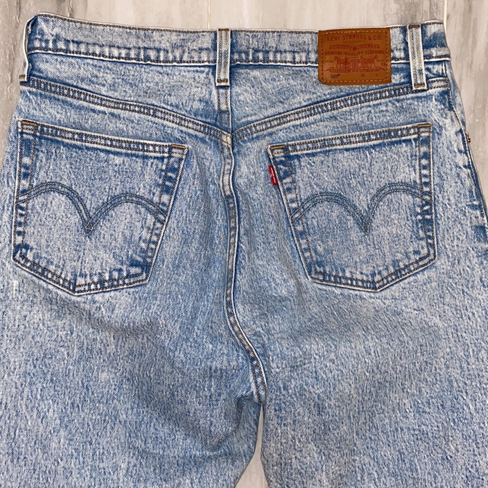 Levi’s Premium 501 Acid Wash Crop, Big E (2018), 29x26, EUC, $129 MSRP - Picture 10 of 14